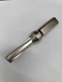 Сверло корпусное d 16 с мех.креплением ( C20-3D16-48SP06 ) с СОЖ