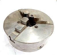 Патрон токарный 250 с посадкой на 6 условный конус с прямыми  кулачкаии (Польша)