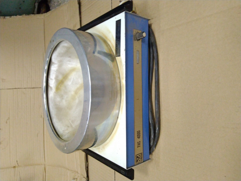 Колбонагревательный блок BRNENSKA DRUTEVA , 220 v ,700 w , 4000 ml