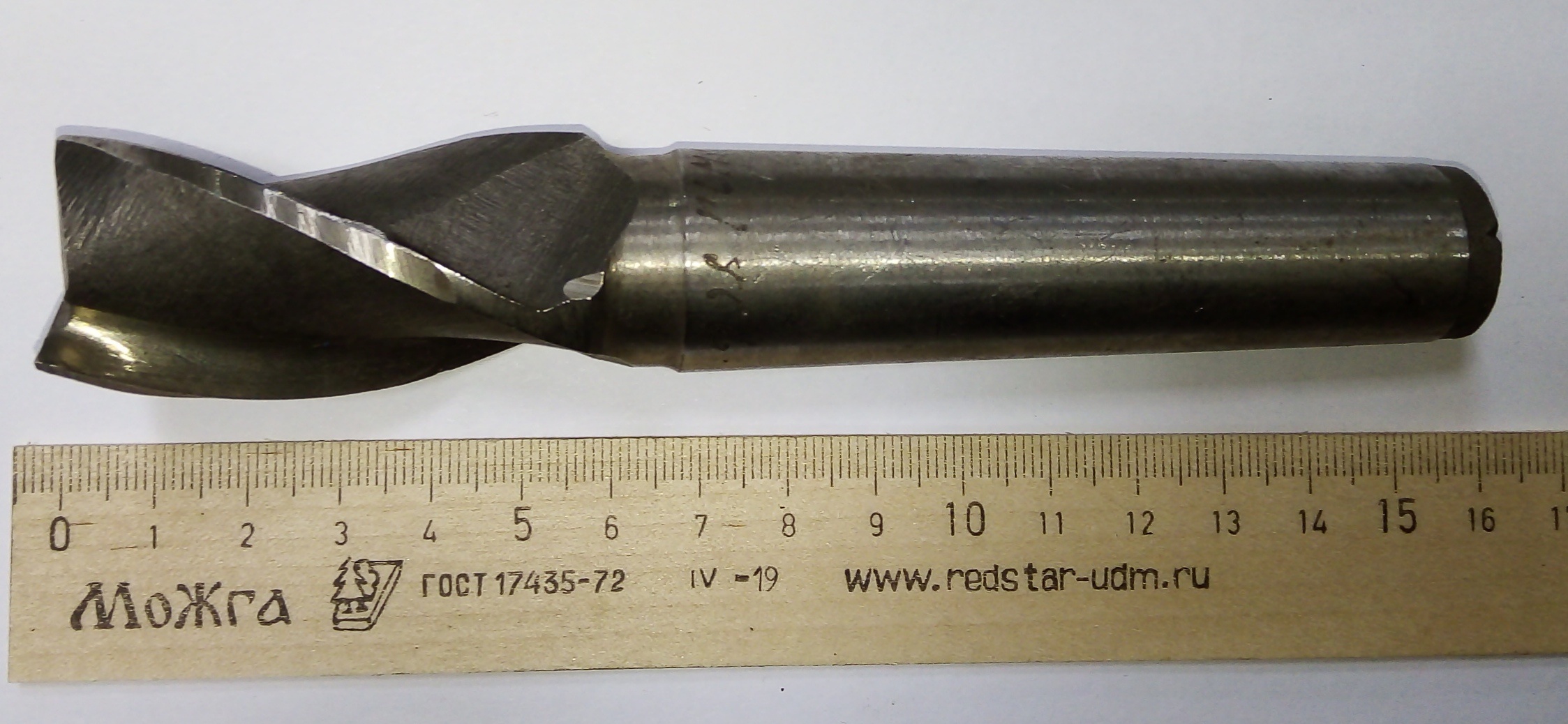 Фреза Концевая d 28х50 к/х Z=3 КМ3 Р6М5