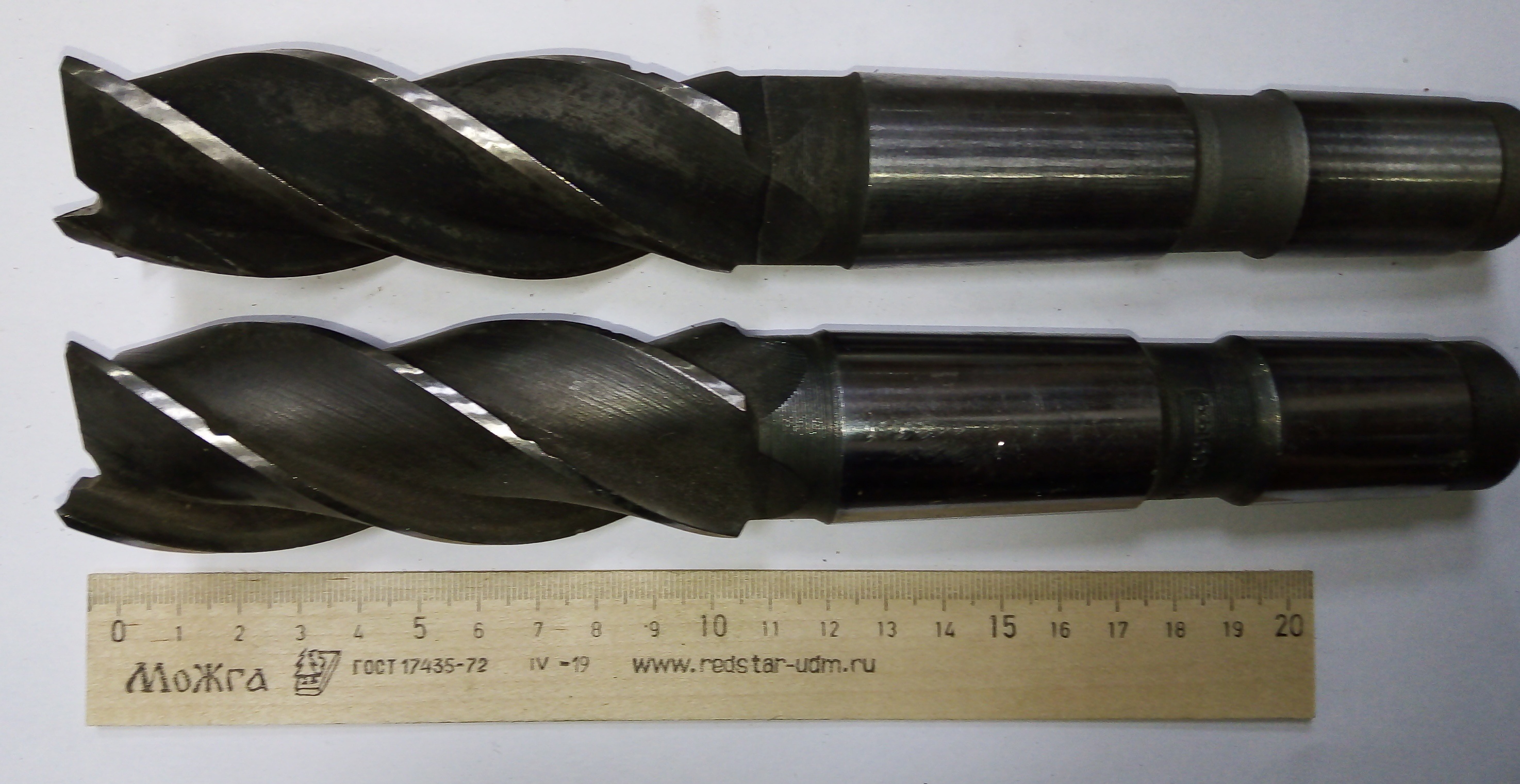 Фреза Концевая d 36х100 к/х Z=4 КМ4 Р6М5 (СКОЛЫ-ВМЯТИНЫ)