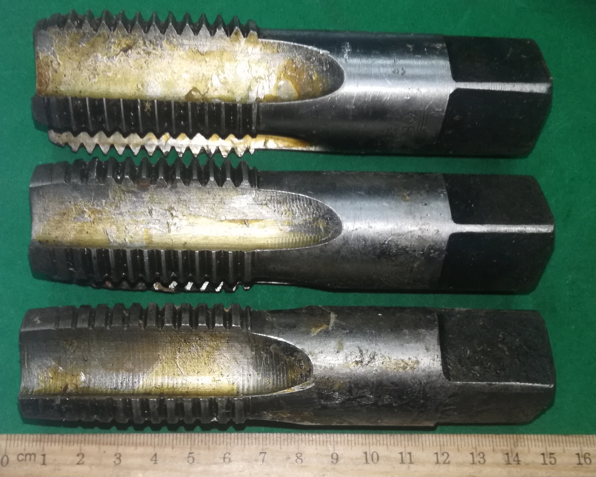 Метчик G 1 1/2" (6 ниток) ручной к-т из 3-х шт