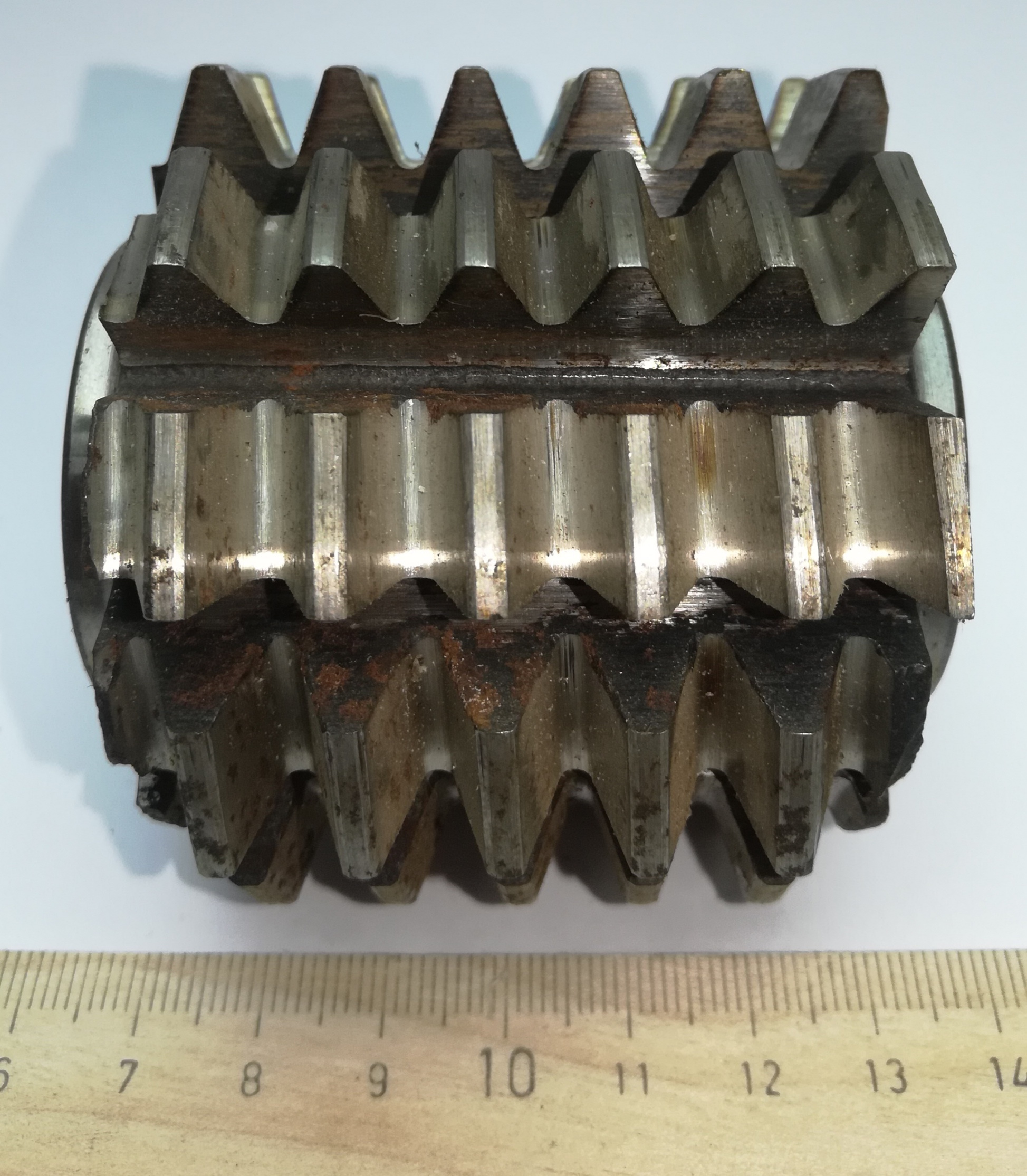 Фреза червячная зуборезная модульная М3,0 20° (27.361-0044)
