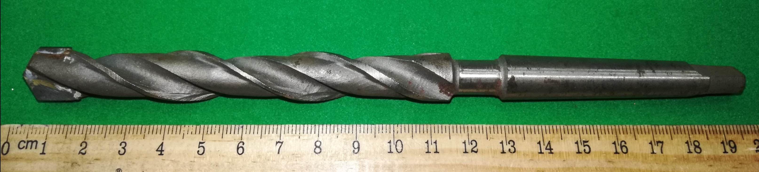 Сверло d 14,0 к/х КМ1 с напайной тв/с пластиной ВК8
