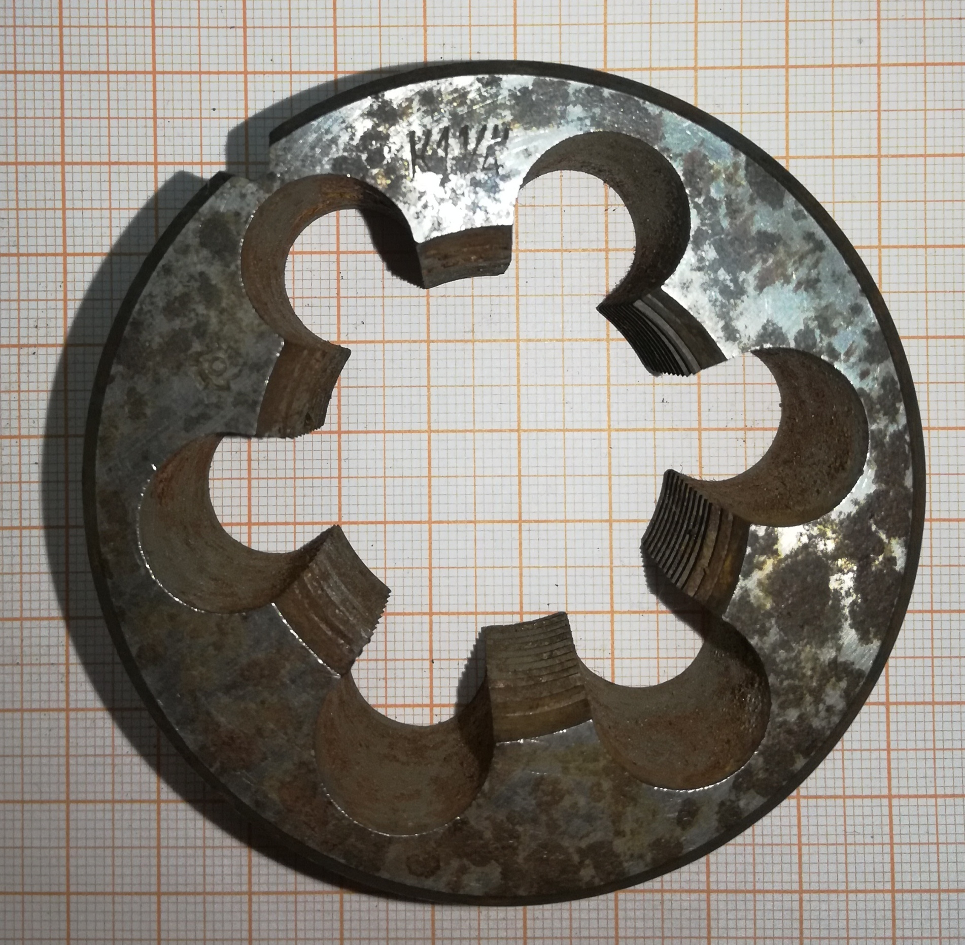 Плашка Коническая 1 1/4" (11,5 ниток)
