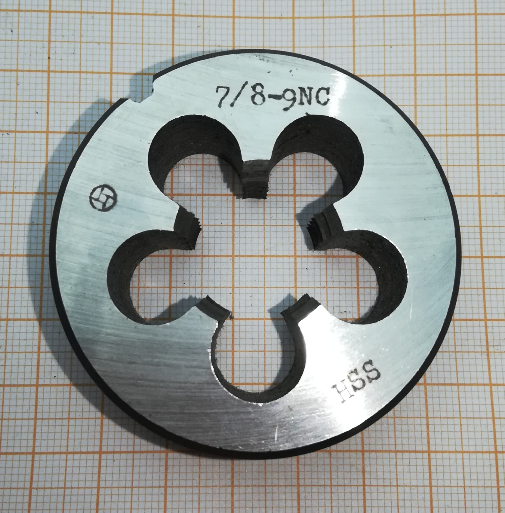 Плашка дюймовая унифицированная  7/8"-9NC HSS
