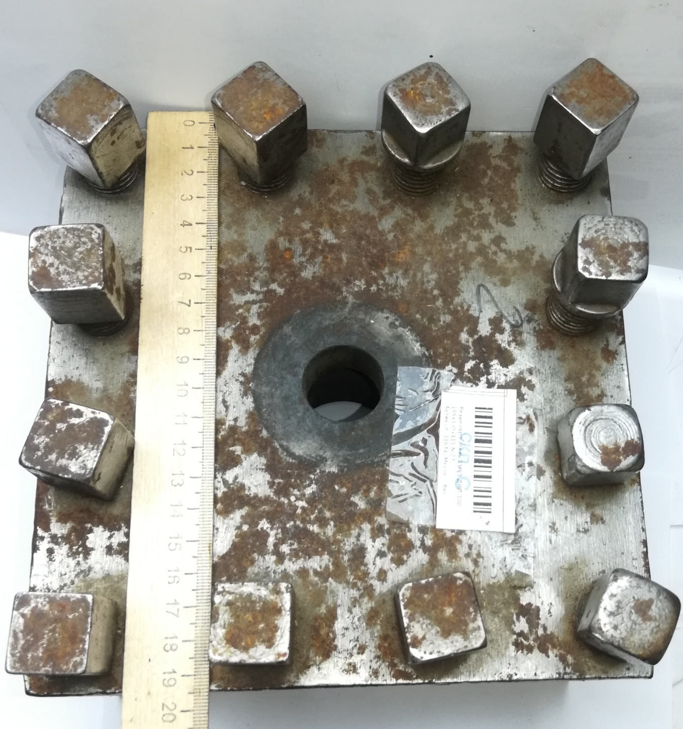 Резцедержатель 1М63 ДИП 300  195 х 195 х 115 №27