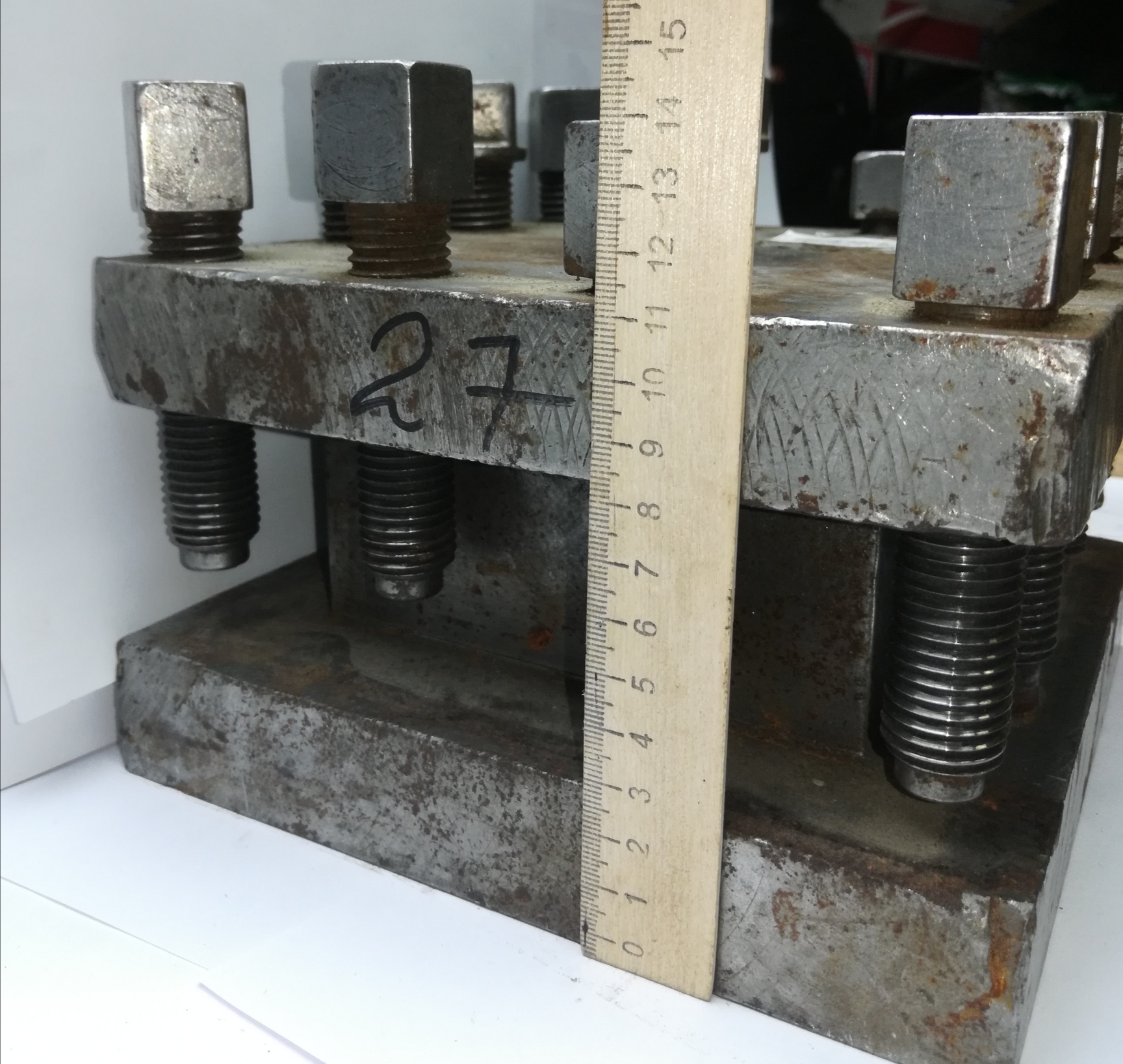 Резцедержатель 1М63 ДИП 300  195 х 195 х 115 №27