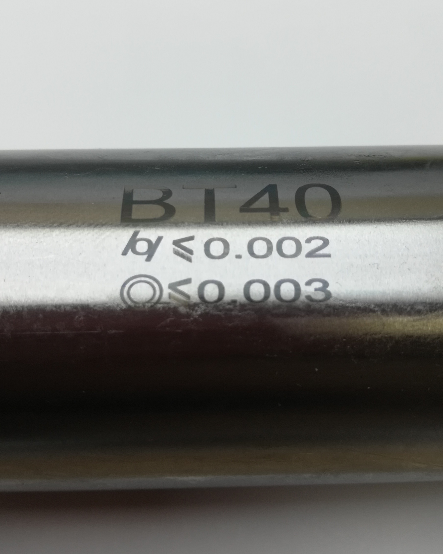 Оправка ИСО контрольная bt 40 d 40  L 300 0,003 скалка