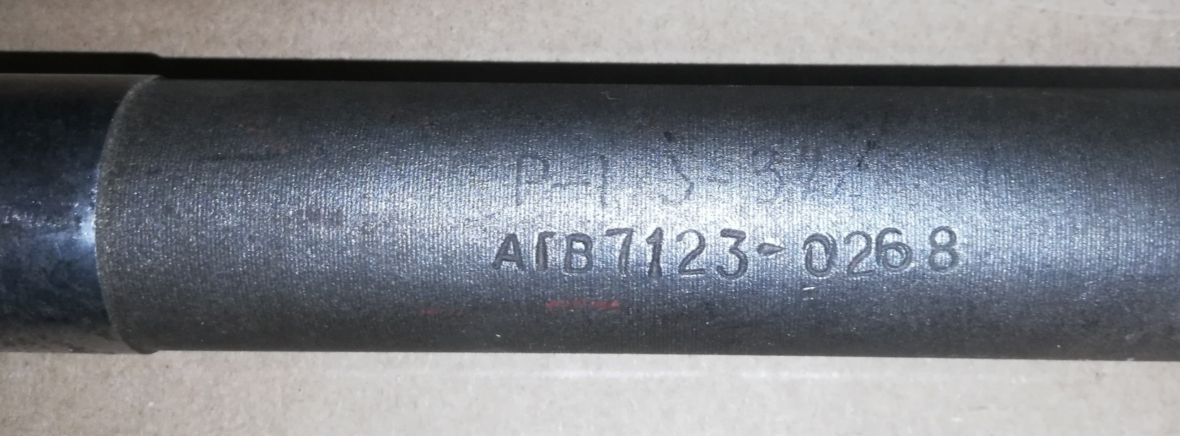 Протяжка шестигранная S 32 Х 1165 мм АГВ 7123-0268 Р-1