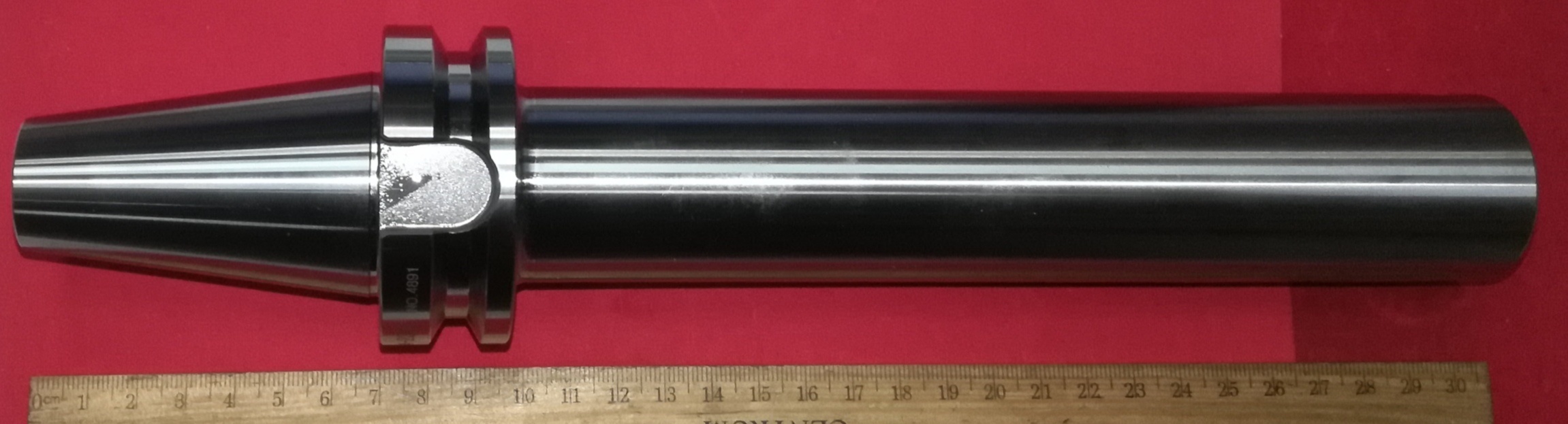 Оправка для расточной головки BT40-LBK4-230L