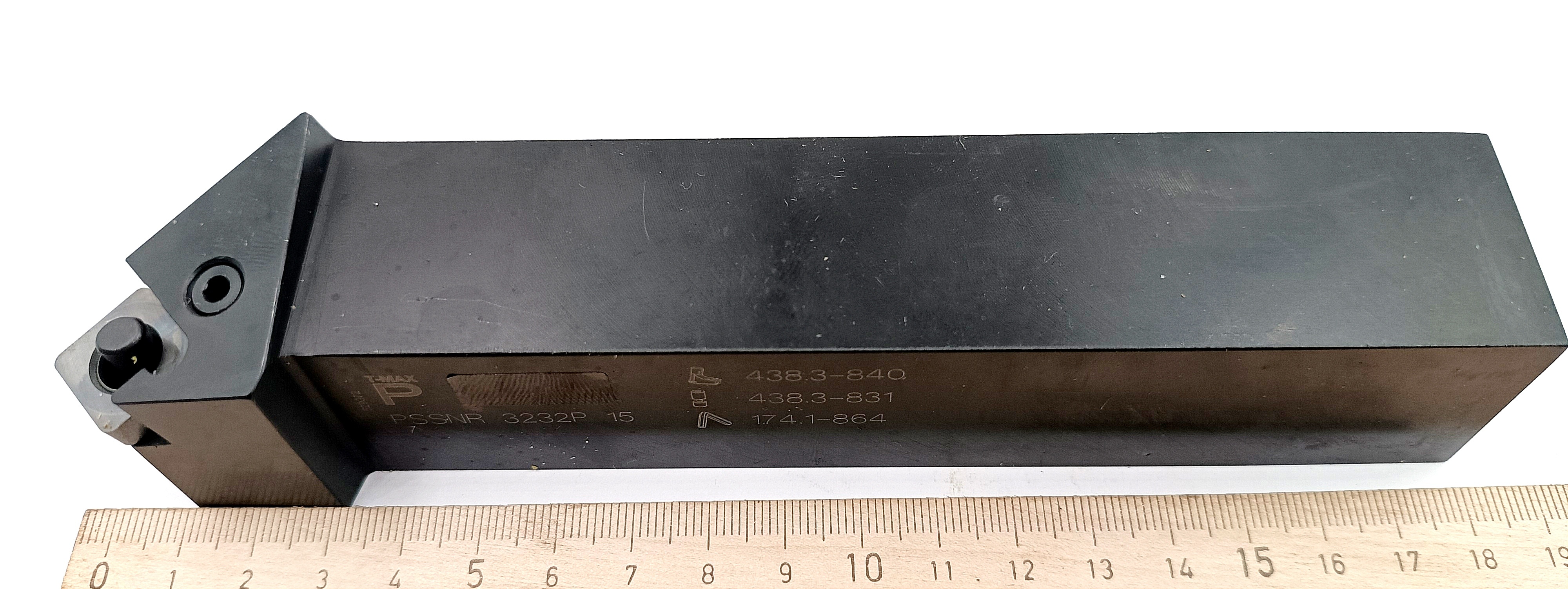 Державка прямая проходная PSSNR 3232 P 15