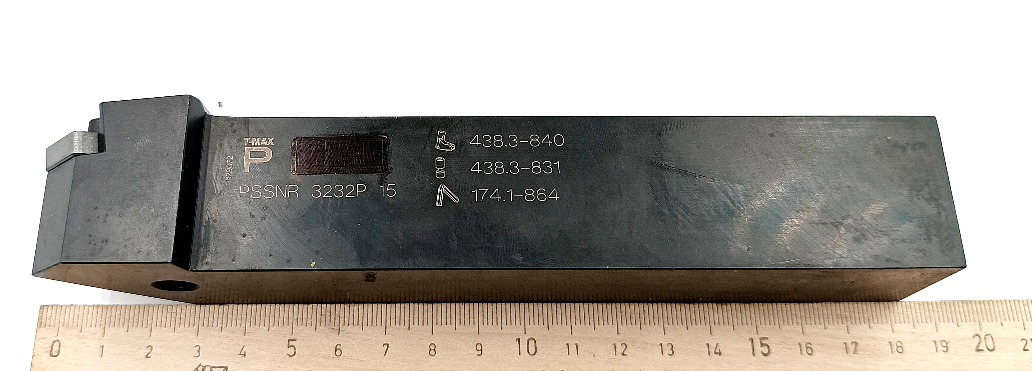 Державка прямая проходная PSSNR 3232 P 15