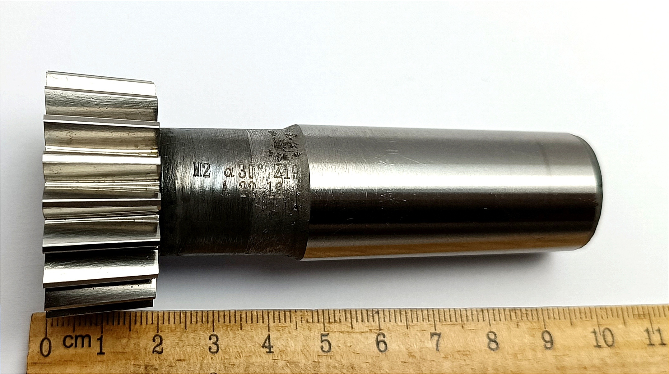Долбяк хвостовой  m2,0 30° Ø38 z=19 HSS