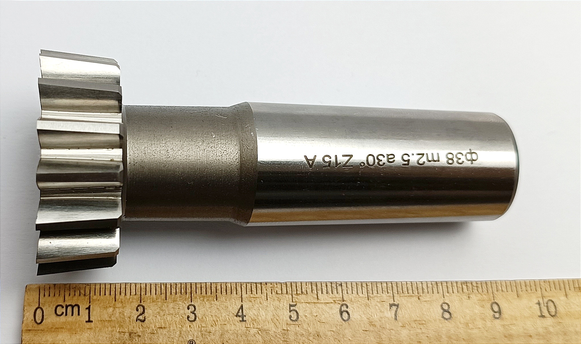 Долбяк хвостовой  m2,5 30° Ø38 z=15 HSS