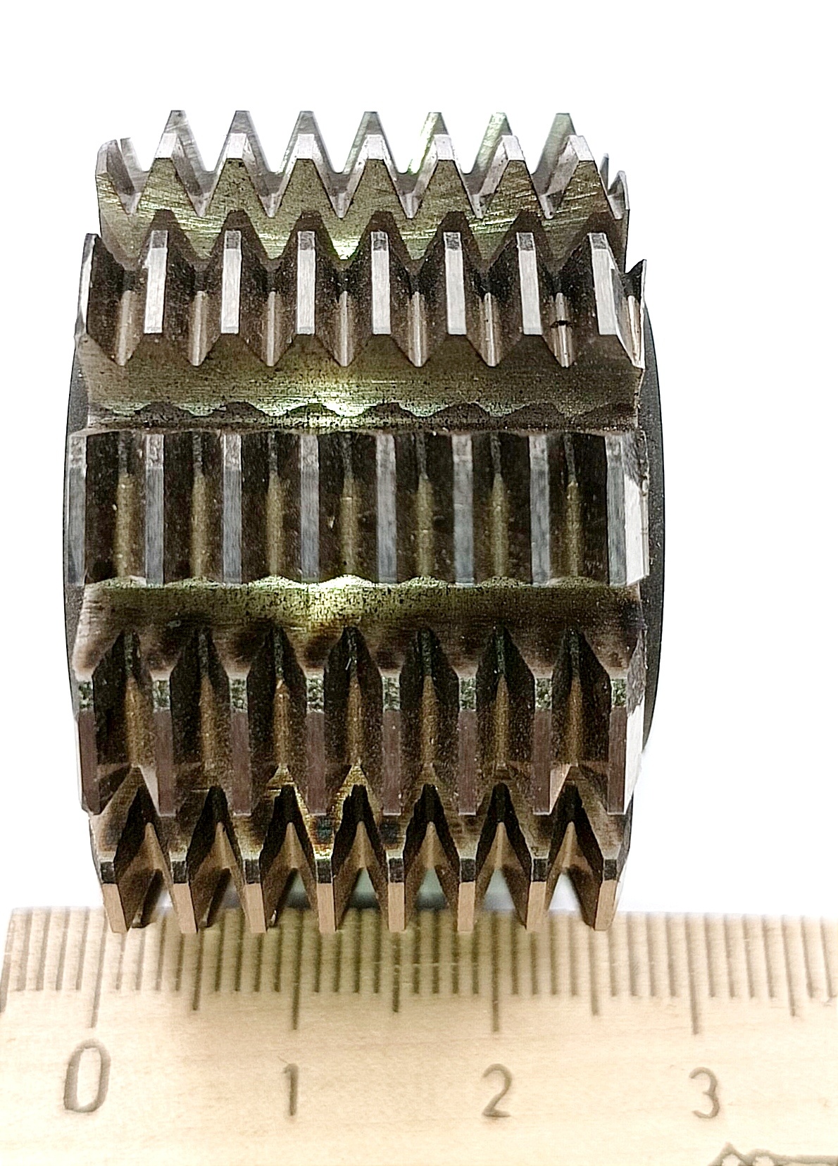 Фреза червячная зуборезная модульная М1,0 Кл-А 20° 1°33' 
 Р18