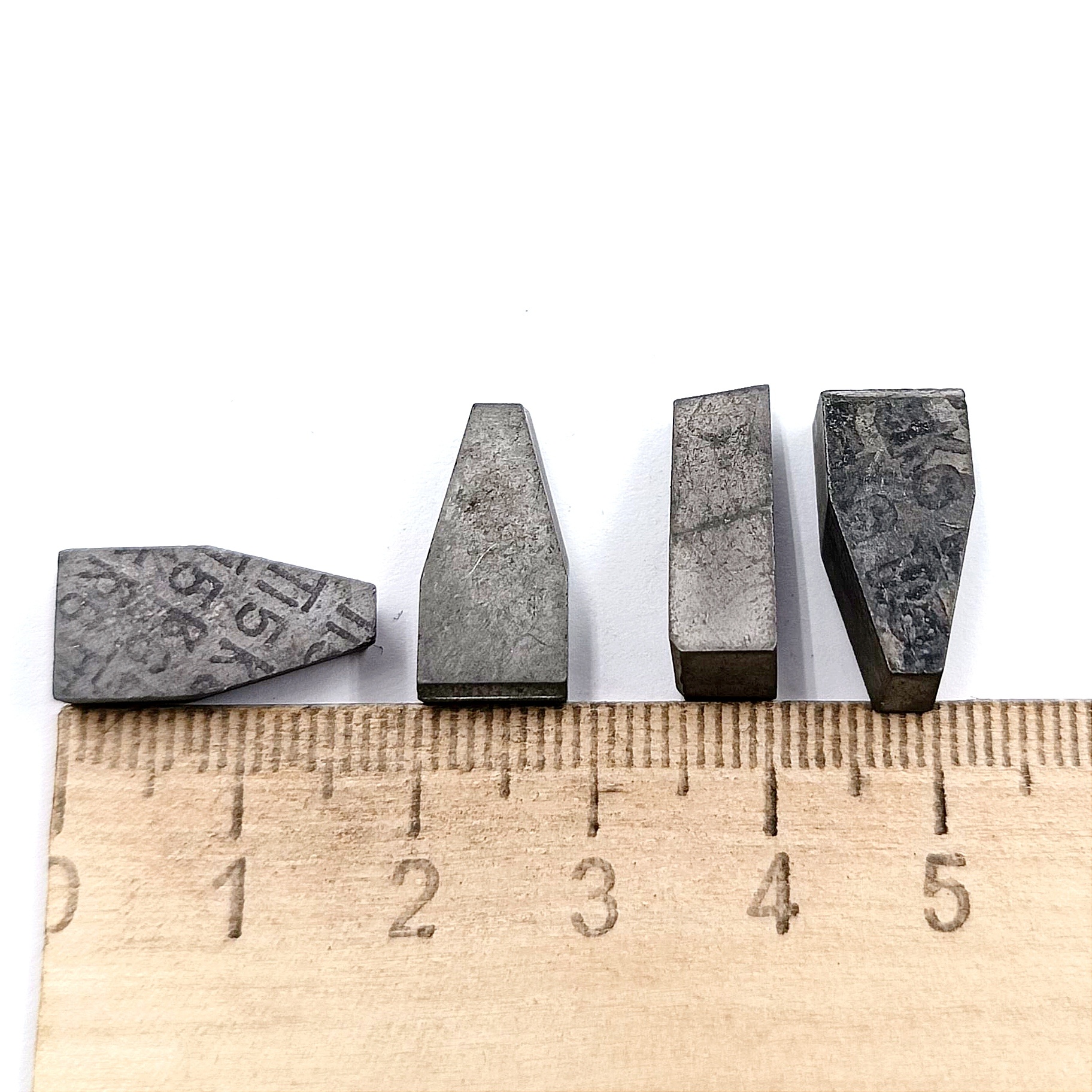 Пластина трапецеидальная для напайки 6х8,5х18 Т15К6 (48050) S-9