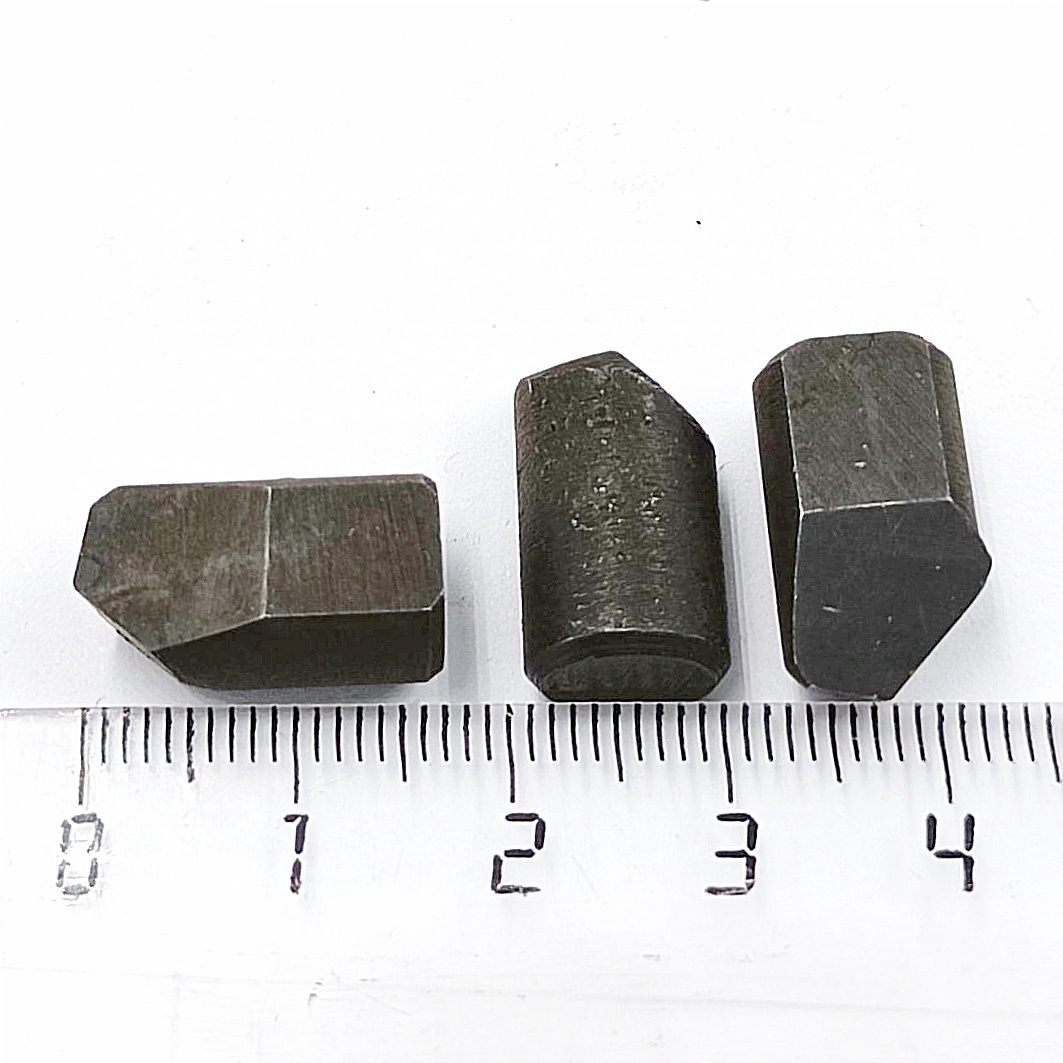 Резец-вставка токарная круглая d10х18 оснащенная эльбором-Р (правая)