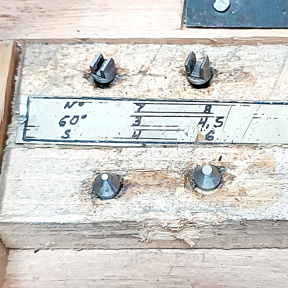 Микрометр Резьбовой МВМ-350 325-350мм (0,01) (60° №7,8) "КИ"