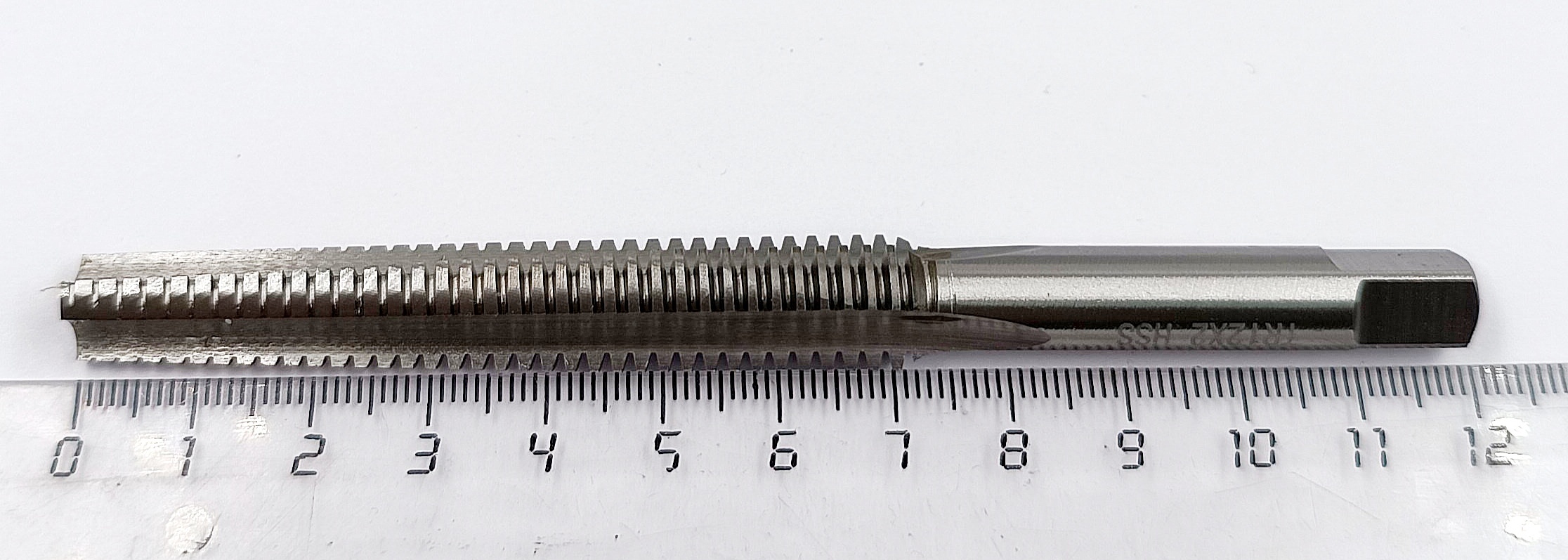 Метчик трапецеидальный TR 12х2 HSS