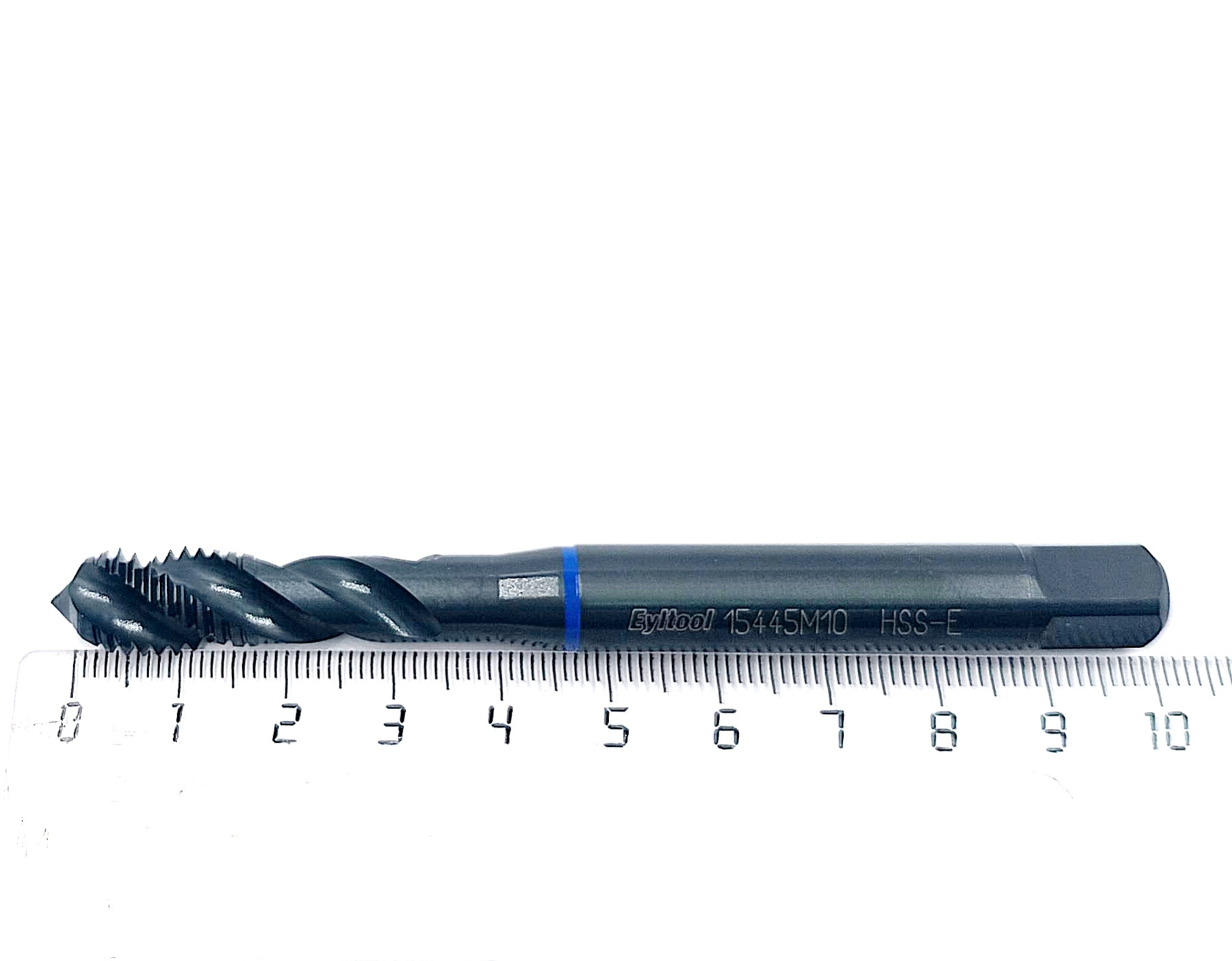 Метчик М10х1,5 ISO2/6H HSS-E винтовой (SFT)