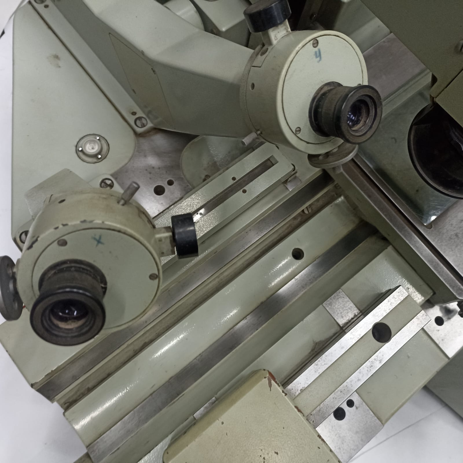 Микроскоп универсальный измерительный carl zeiss jena