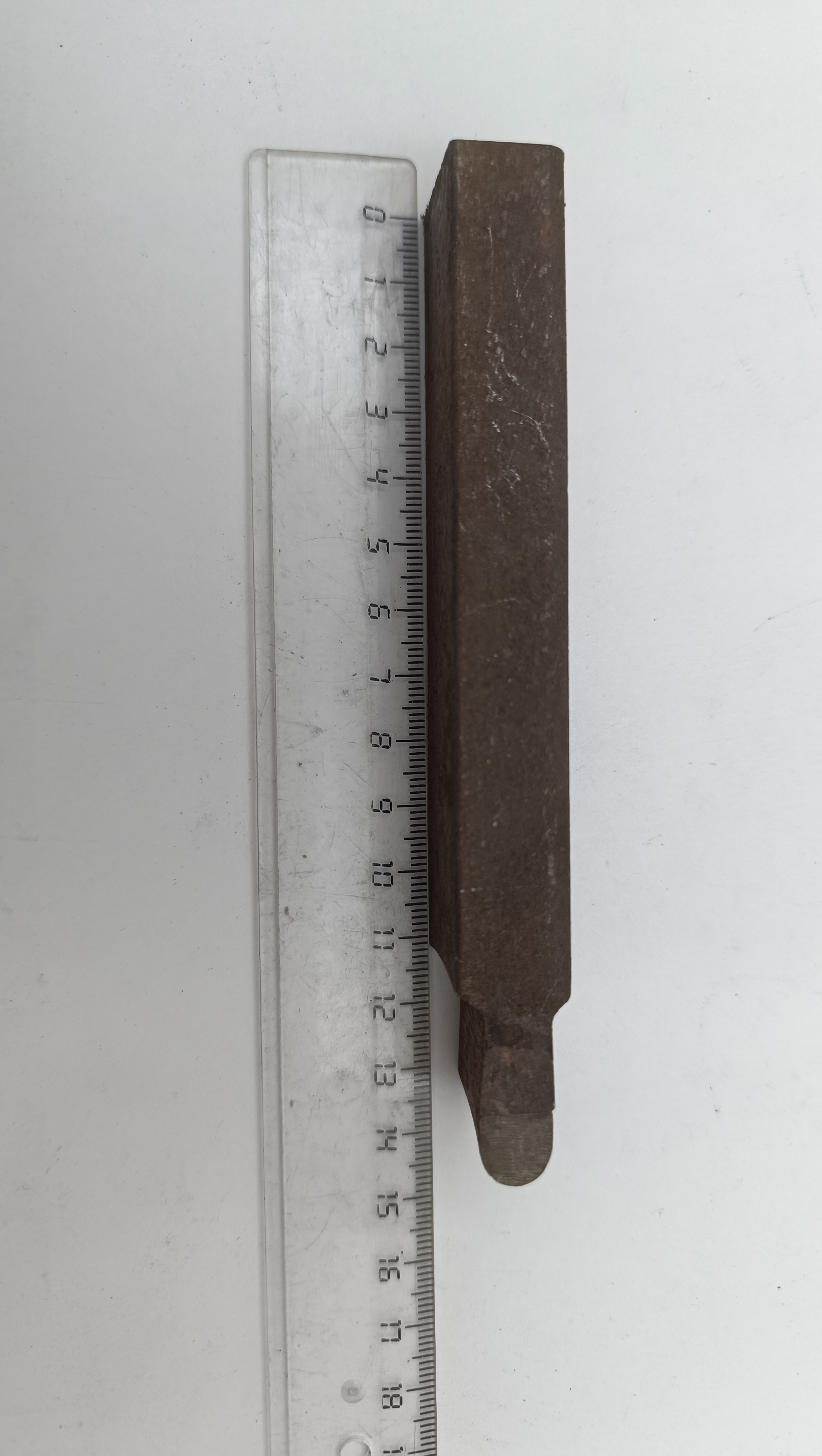Резец радиусный R5 прямой 25х16х140 (d10мм) Т15К6 (2150-0005) фасонный