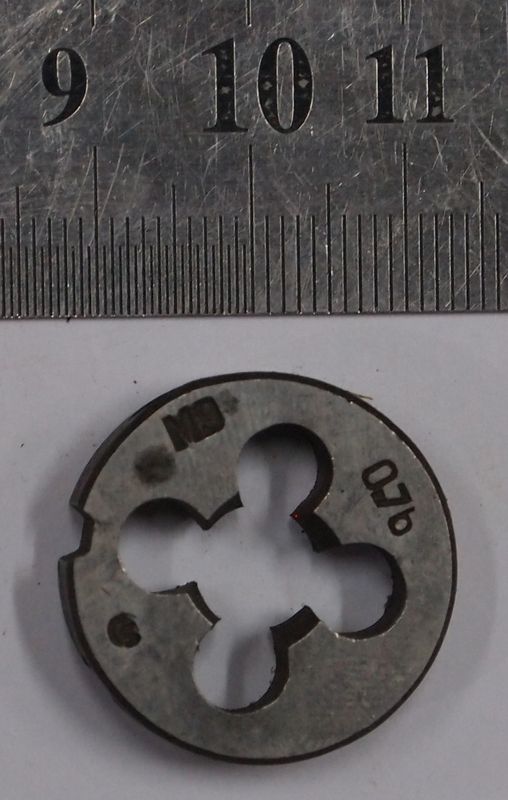 Плашка М9,0х0,75 9ХС (D25мм, L9мм) ГОСТ 9740-71