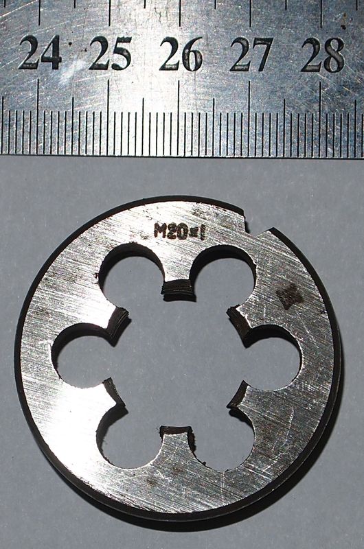Плашка М 20,0х1