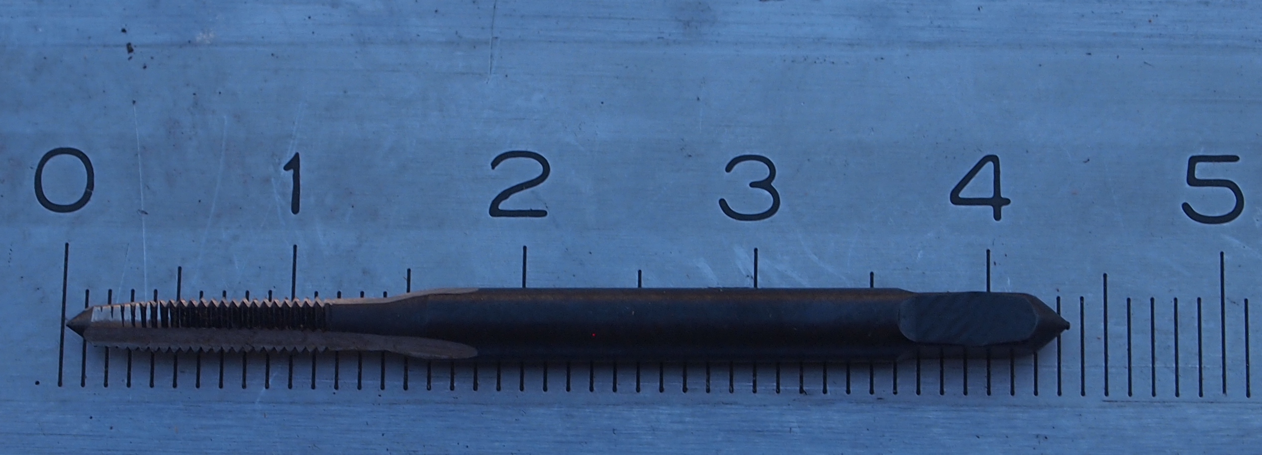 Метчик М 2,5 ручной , сквозной (в упаковке 10шт.)