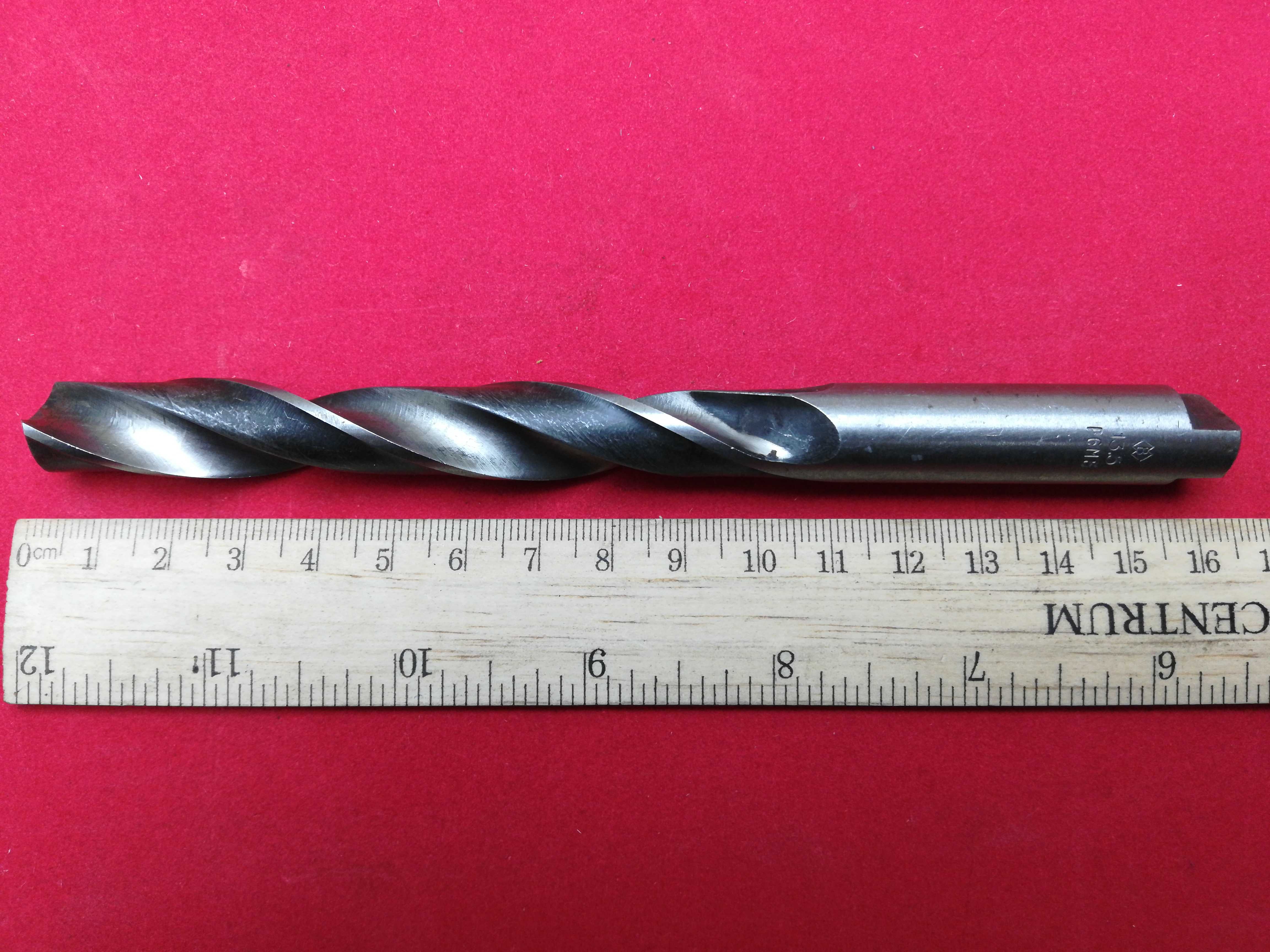Сверло d 13,5 ц/х Р6М5