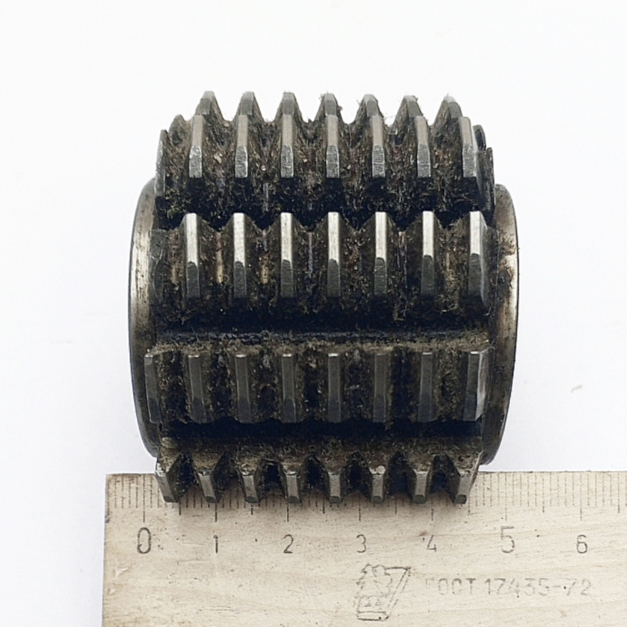 Фреза червячная зуборезная модульная М1,75 Кл-В 20° 1°45' 5947 Р18 (50х63х27)