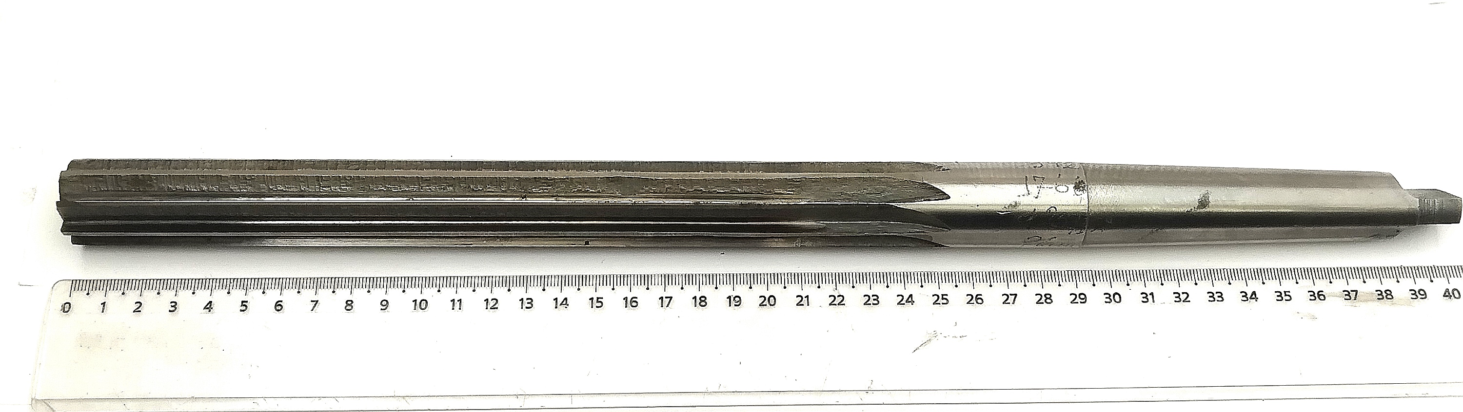 Развертка машинная d 25 H9 к/х КМ3 Р6М5 Z=8 (Карандаш)