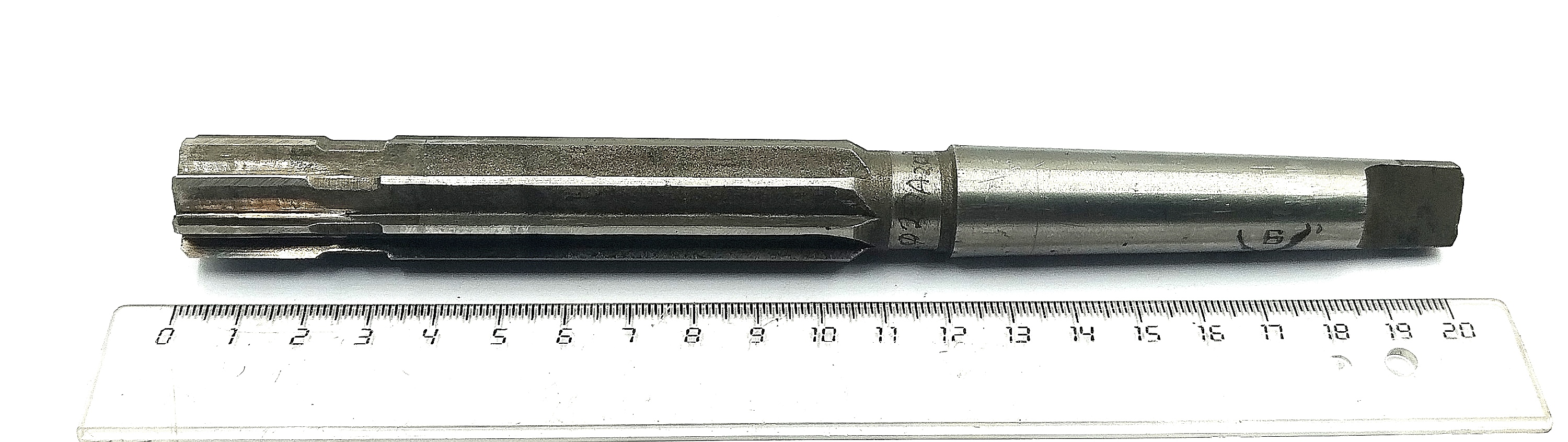 Развертка машинная d 20 к/х КМ2 Р18 Z=8 (Карандаш)