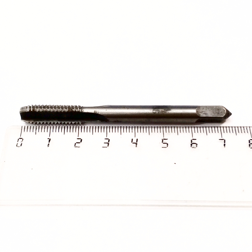 Метчик М8х1,25 ручной, глухой