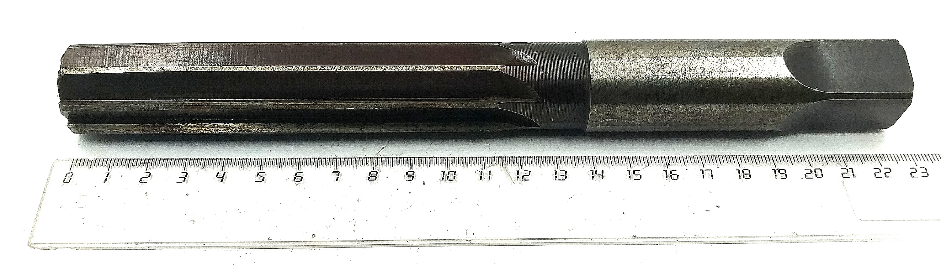 Развертка d 26 Н7 ц/х ручная Z=8