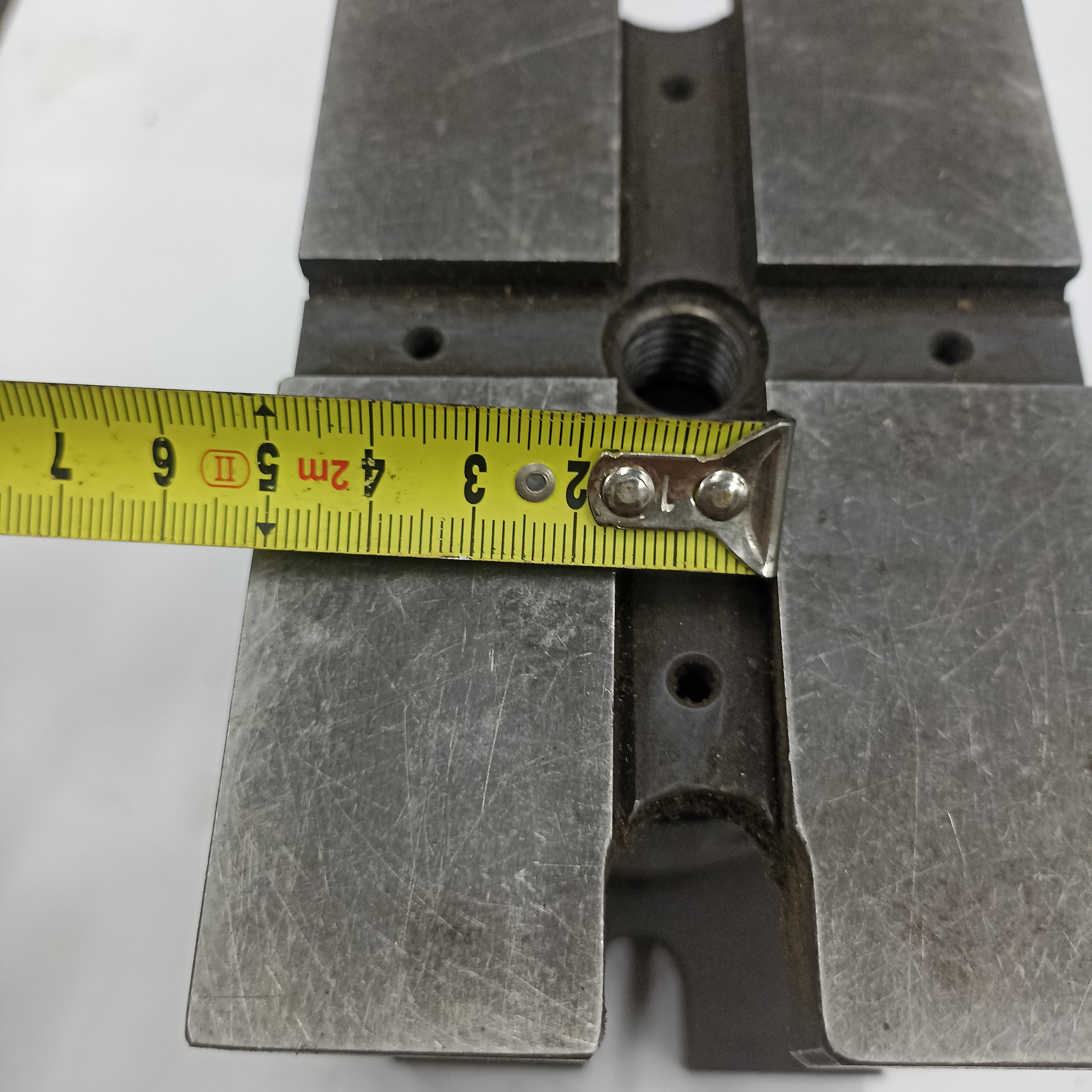 Домкрат (УСП) для фрезерного станка высота MAX 210mm, min 140mm