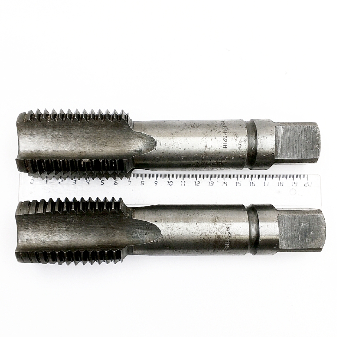 Метчик 2620-2317 (2620-2319) машинно-ручной М52х5,0 Р6М5 (комплект 2шт) ГОСТ 3266-81 (СКОЛ)
