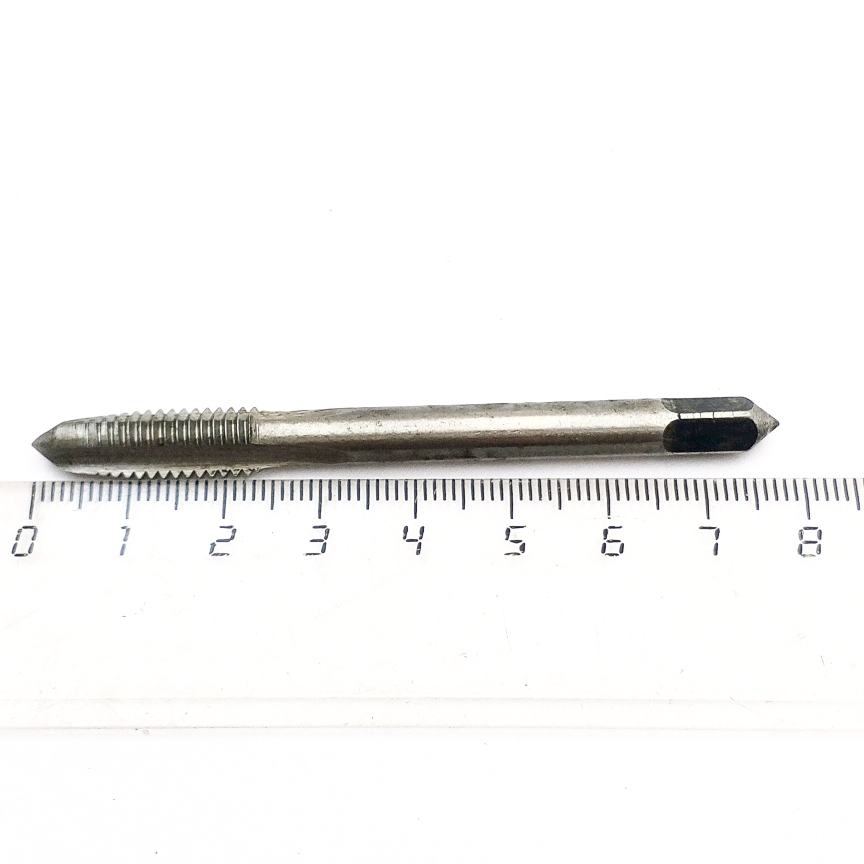 Метчик М8х1,25 ручной, сквозной, Р18