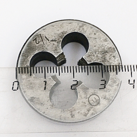 Плашка цилиндрическая дюймовая 1/2" -12ниток BSW 55° 9ХС (D-38мм; L-14мм)