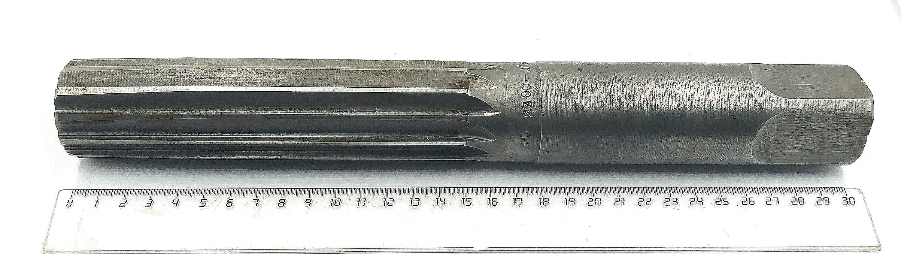 Развертка ручная d 40 H11 ц/х Р6М5 Z=12 (обозначение по ГОСТ 2360-0162)