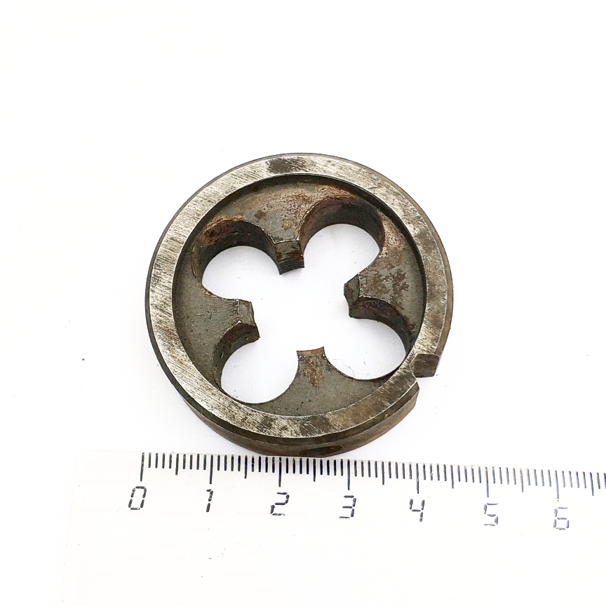 Плашка М16х1 (d45мм, h14мм с выточкой)
