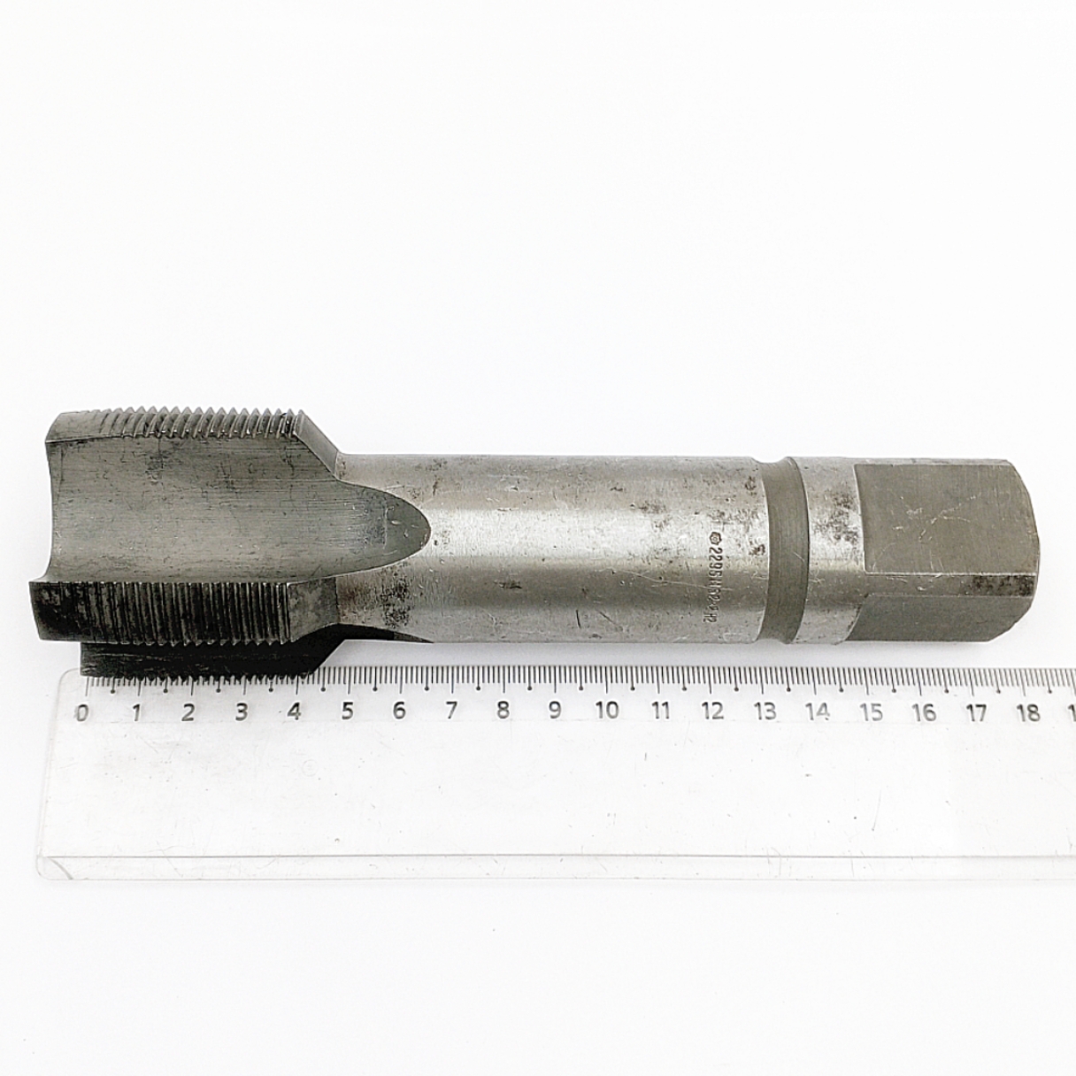 Метчик 2620-2295 машинно-ручной М52х2,0 Н2 Р6М5 (однопроходный) для сквозных отверстий ГОСТ 3266-81