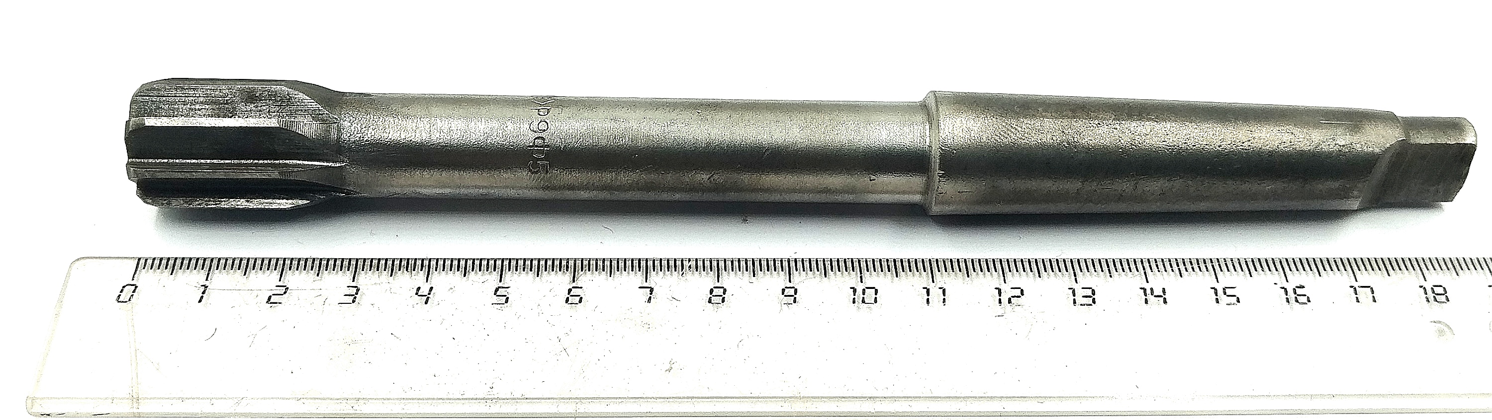 Развертка машинная d 19 №2 к/х КМ2 Р9Ф5 Z=8