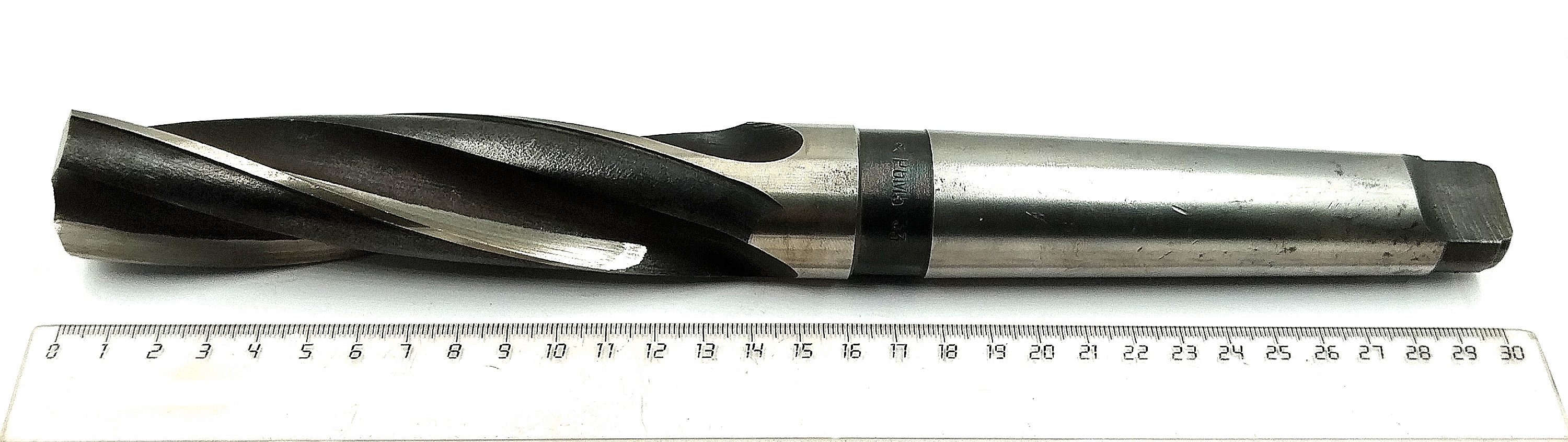 Зенкер цельный d 33 к/х КМ4 Z=3 Р6М5
