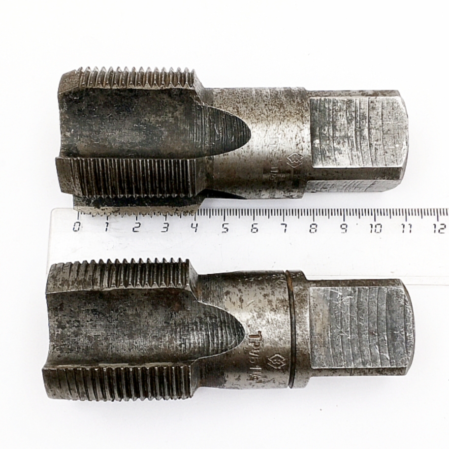 Метчик 0045(0047) трубный G1 1/2" -11ниток/дюйм 55° В1 У11А/У12А Z=4 (комплект 2-х шт, ручной) ОСТ НКМ 4094