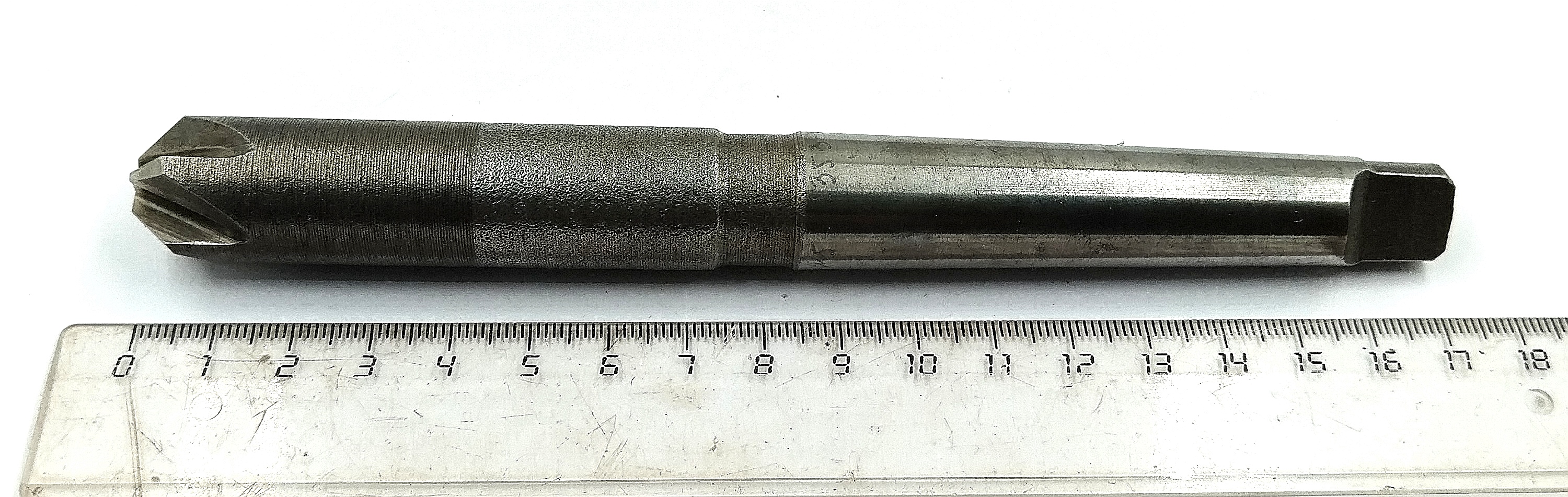Зенковка 18х90° КМ2 Р6М5 Z=5 (Карандаш)