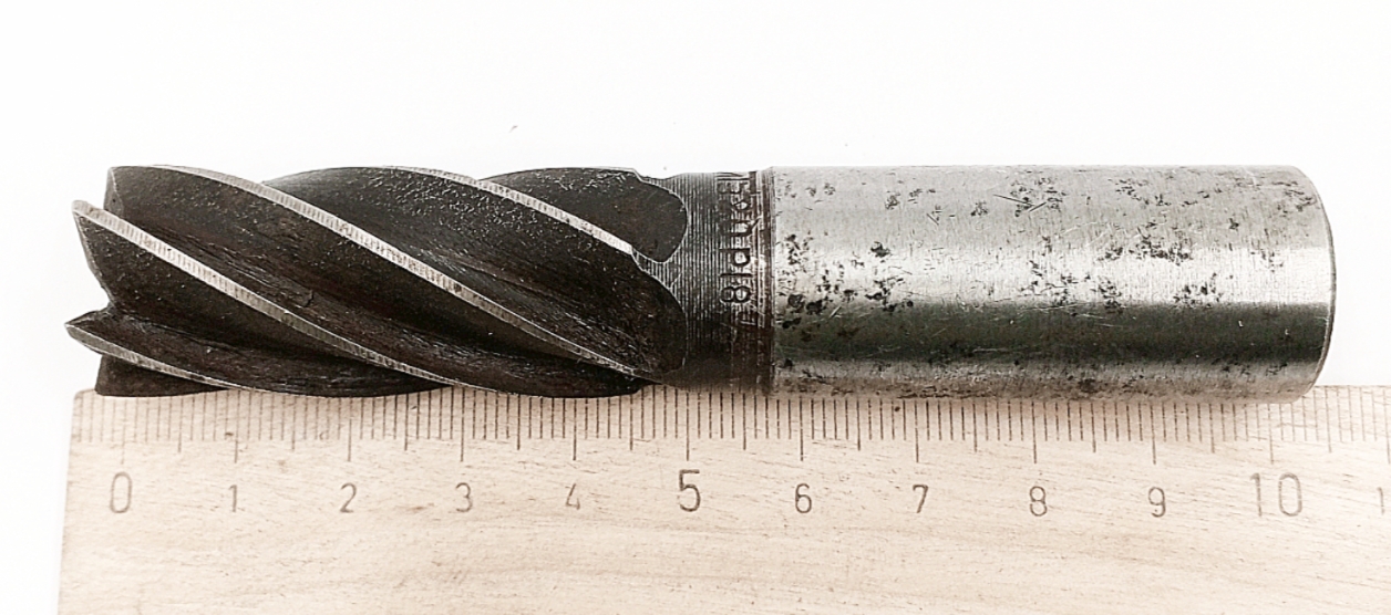 Фреза концевая d20х100 Р18 z=6 ц/х