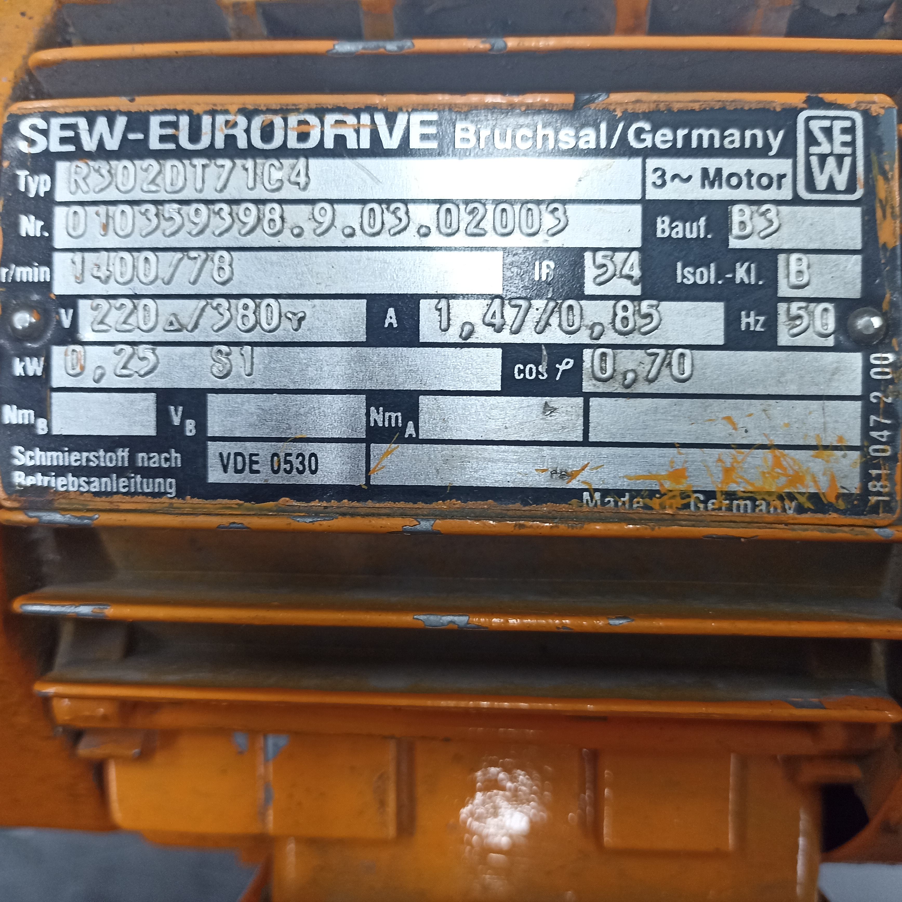 Мотор редуктор R302DT71C4 , 220/380V, 1400/78 об /мин, 0,25 KW, Германия