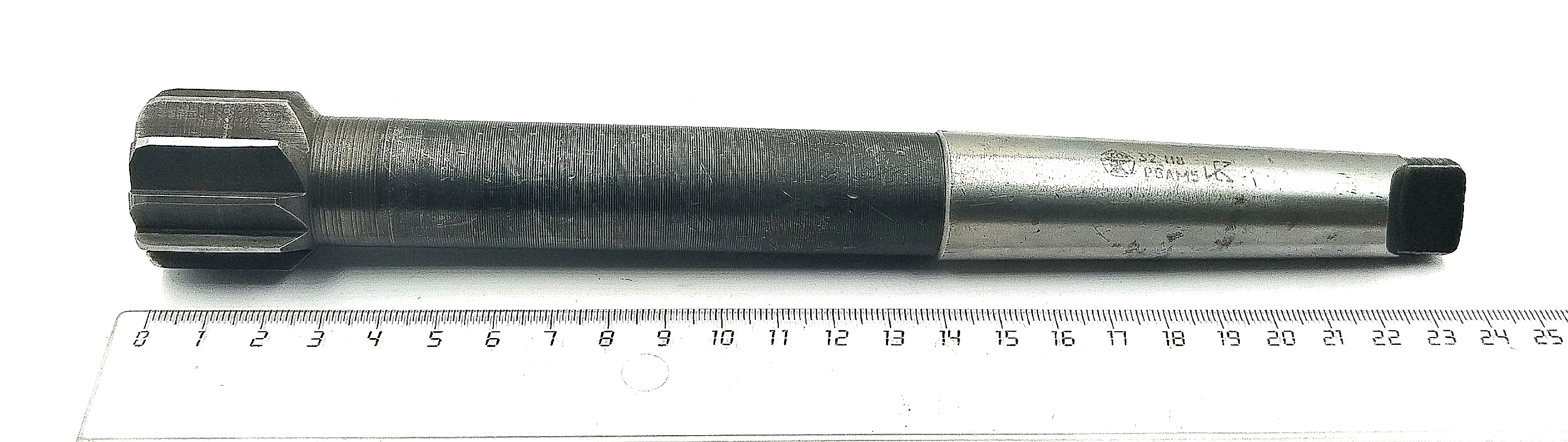 Развертка машинная d 32 Н8 к/х КМ3 Р6АМ5 Z=10